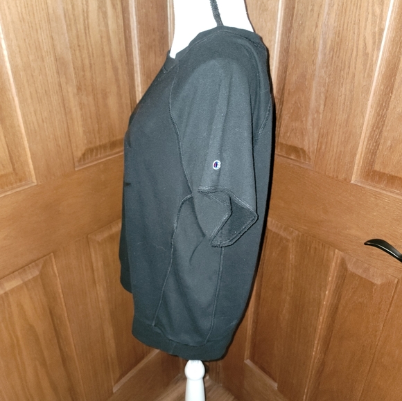 Large Champion Tshirt - Picture 2 of 3